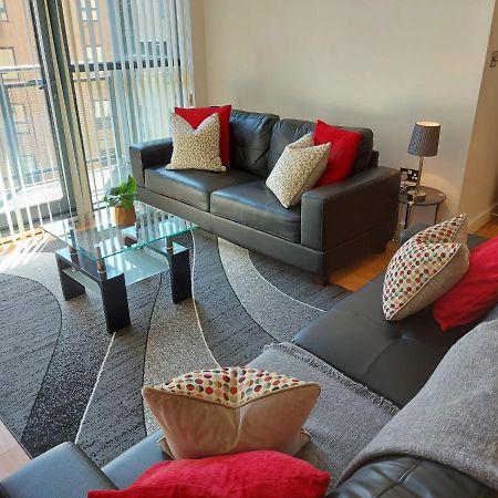 City 2 Bed, 2 Bath, Free Parking & Wifi Sheffield Buitenkant foto