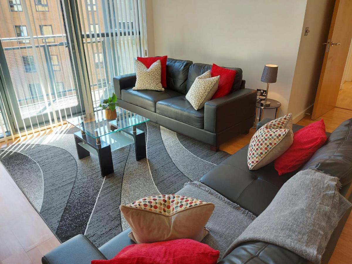 City 2 Bed, 2 Bath, Free Parking & Wifi Sheffield Buitenkant foto