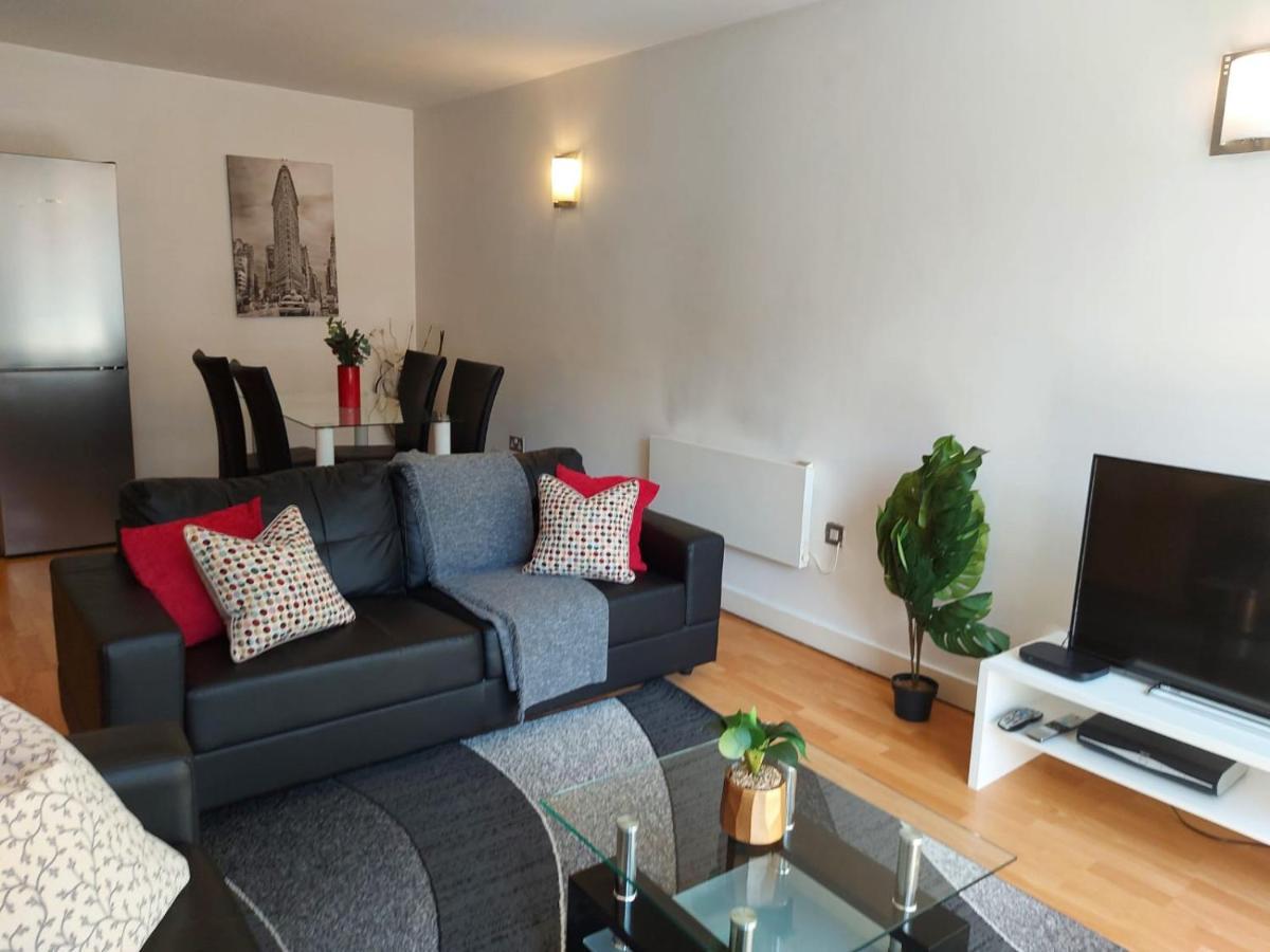 City 2 Bed, 2 Bath, Free Parking & Wifi Sheffield Buitenkant foto